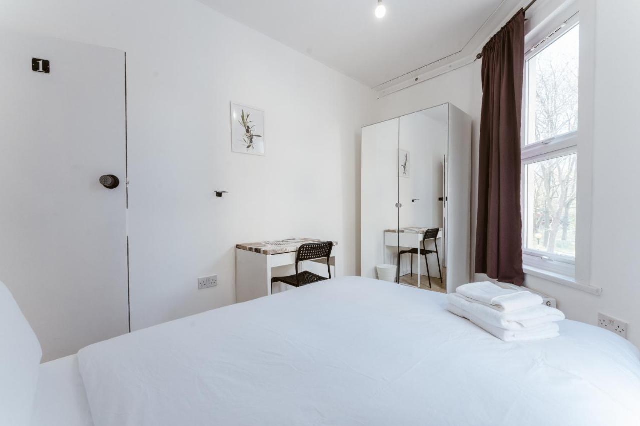 Mile End Double Rooms 27 Guest House London Exterior foto